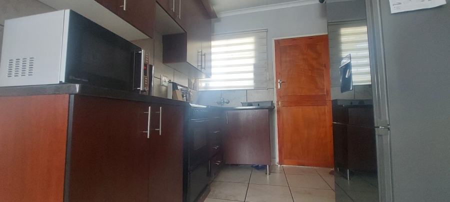 3 Bedroom Property for Sale in Waterkloof East North West